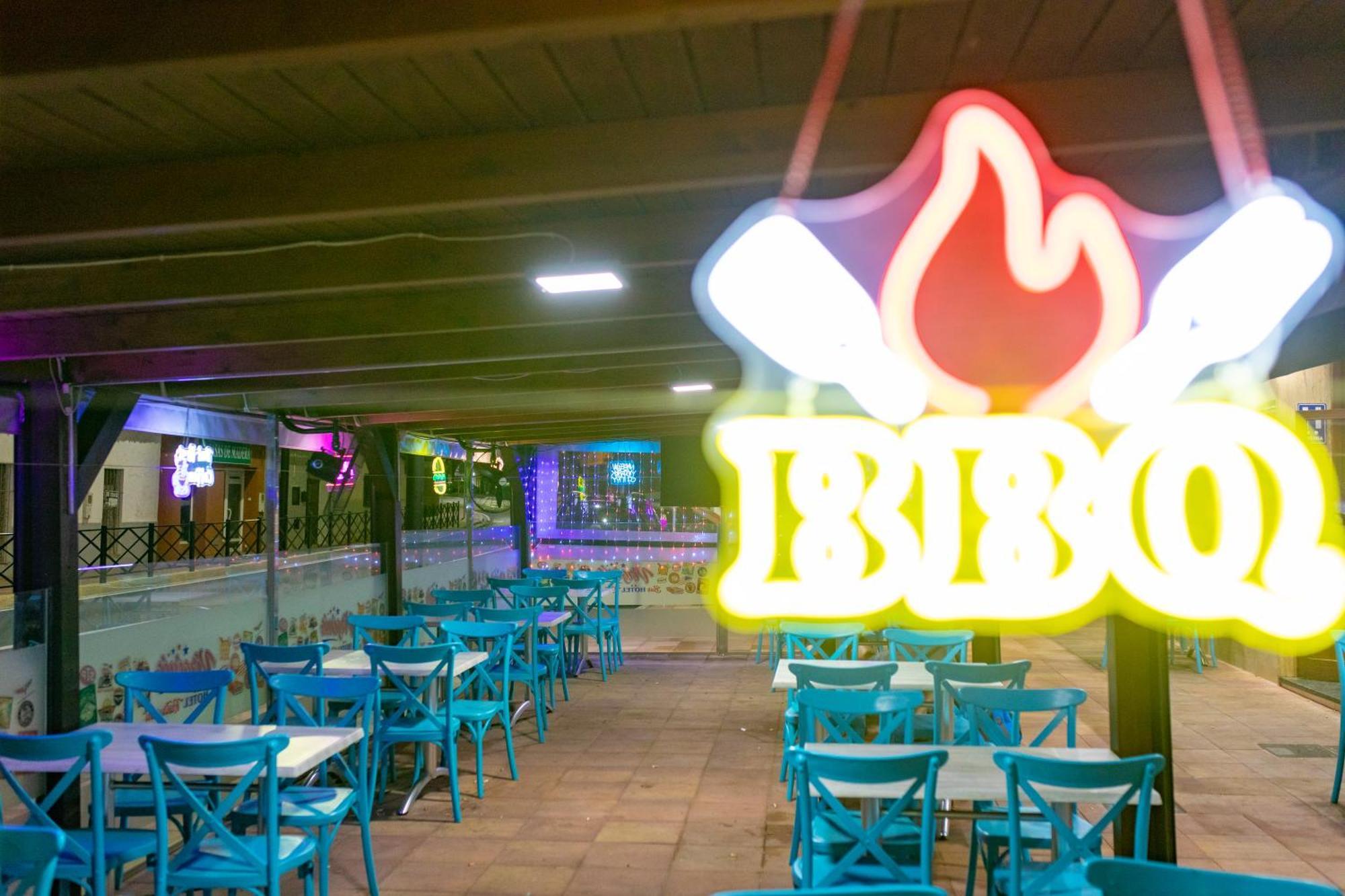 Hostal Virginia Favareta Bagian luar foto