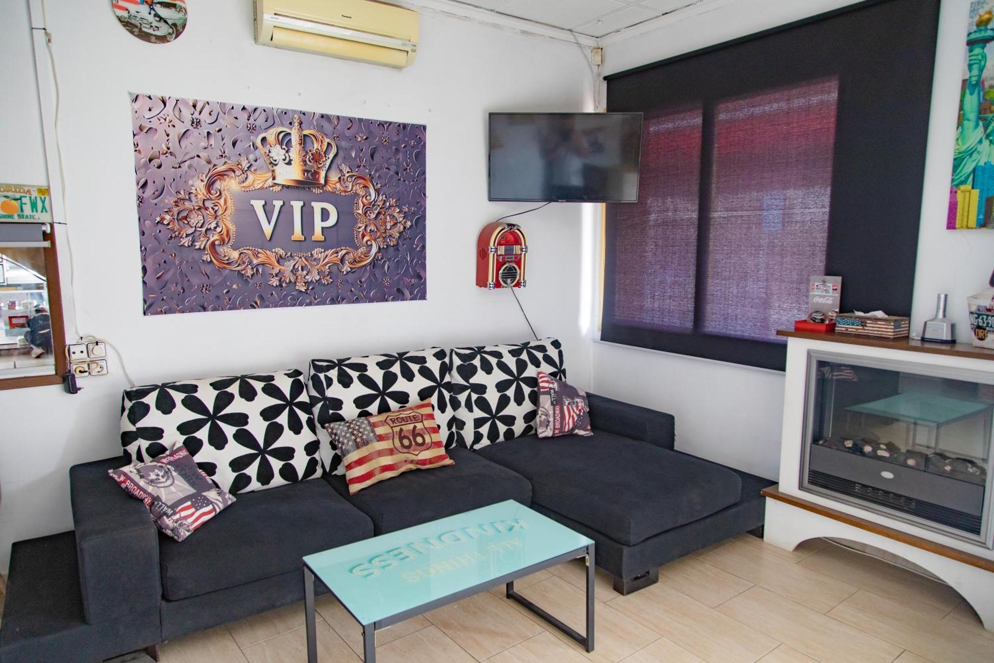 Hostal Virginia Favareta Bagian luar foto