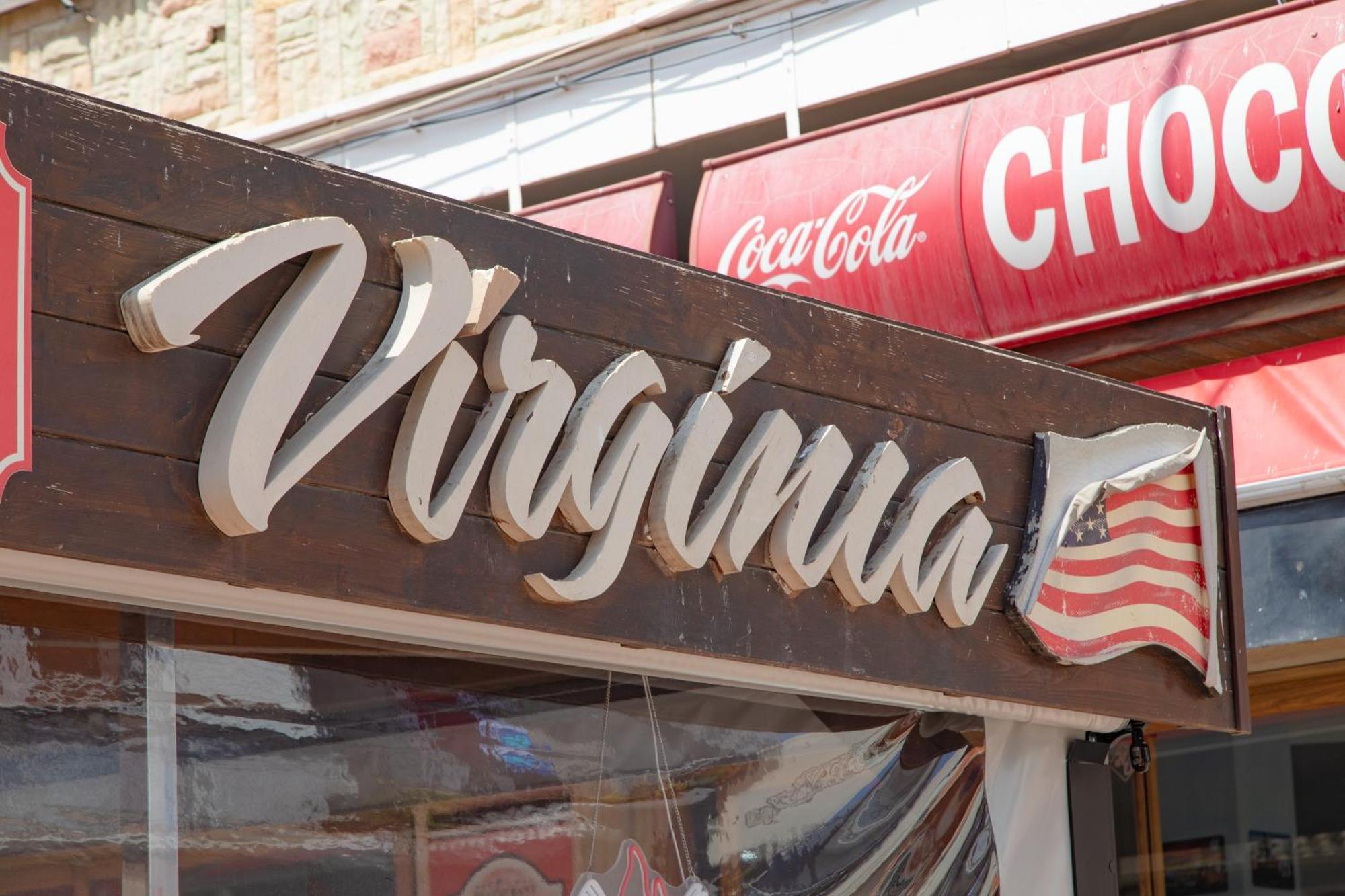 Hostal Virginia Favareta Bagian luar foto